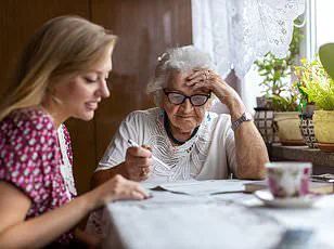 University of Rhode Island Study Reveals Link Between Microplastics and Early Dementia Signs in Genetically Modified Mice