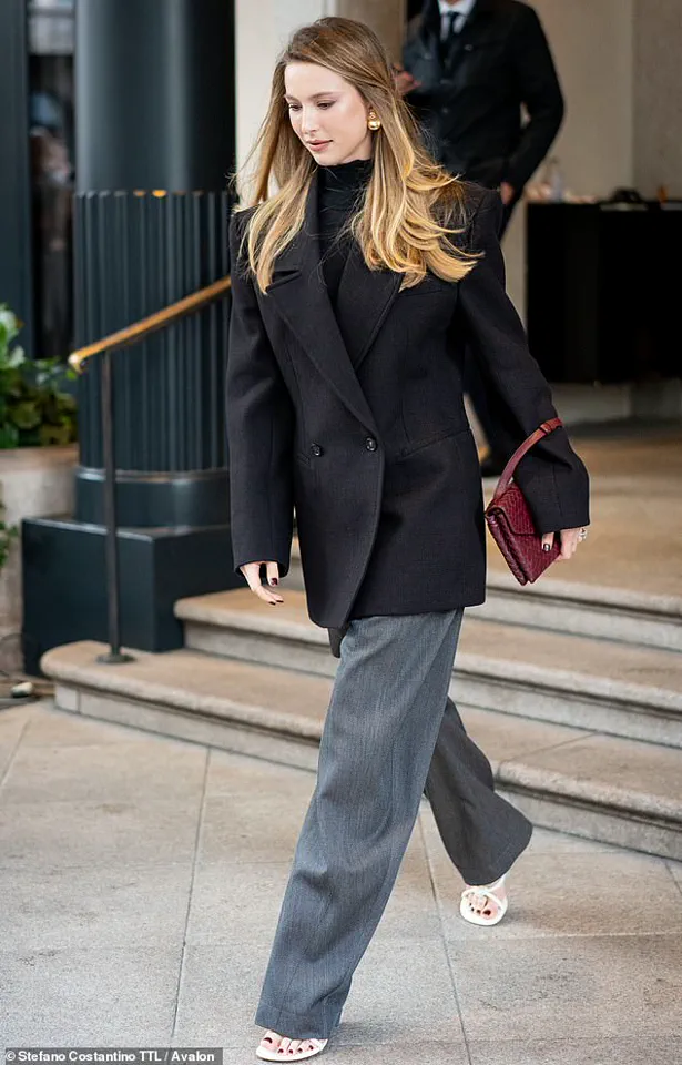 Apple Heiress Eve Jobs Makes a Stylish Statement at Milan Fashion Week with Effortless Blend of Casual Elegance and Modern Sophistication