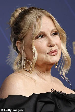 Jennifer Coolidge Steals Spotlight at 2025 Emmy Awards with Stunning Ensemble and Age-Defying Radiance