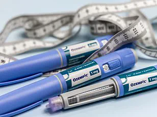 Urgent Warning: Mounjaro's Side Effects May Lead to Life-Threatening Illness, Lancashire Mother Given Less Than a Year to Live