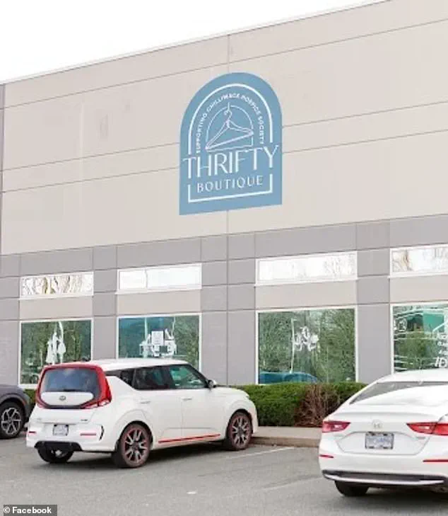 Ancient Artifacts Discovered in Canadian Thrift Store Spark Interest Among Archaeologists and Historians