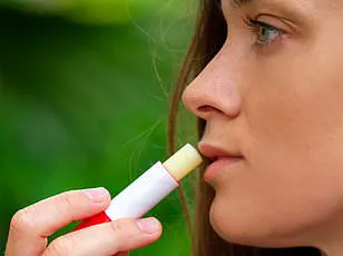 Common Bathroom Products May Pose Health Risks, Warns Expert Sunna van Kampen