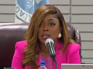 Former Chicago Mayor Lori Lightfoot Sued for Alleged Failure to Pay Over $11,000 in Credit Card Debt