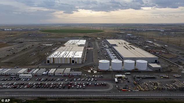 Trump's Regulatory Push: Fast-Tracking Infrastructure to Fuel the AI Revolution and Economic Growth