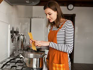 Freezing Refined Carbohydrates May Help Reduce Health Risks, Suggest Dietitians