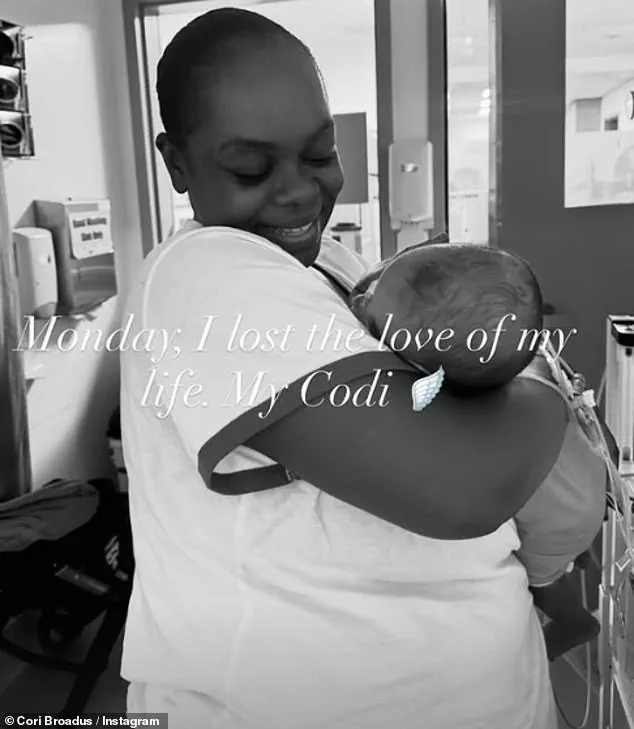 Privileged Access to Snoop Dogg's Family's Heartbreaking NICU Moment Revealed in Viral Photo