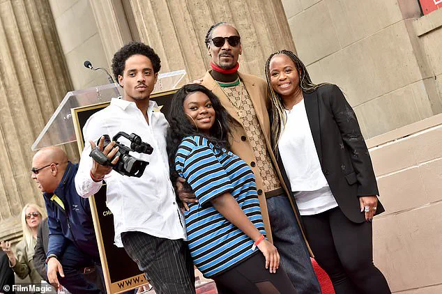 Privileged Access to Snoop Dogg's Family's Heartbreaking NICU Moment Revealed in Viral Photo