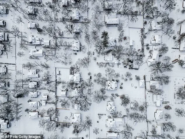 Winter Storm Gianna Threatens 35 Million Americans with Extreme Weather as Bomb Cyclone Intensifies