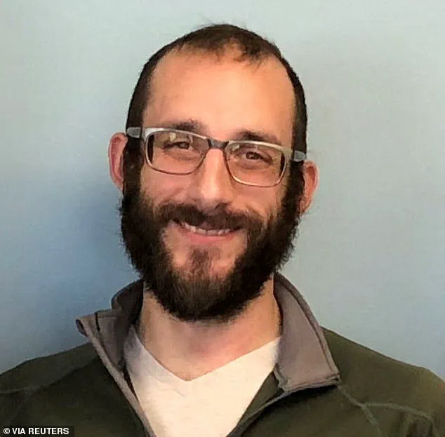 National Debate Over Law Enforcement Accountability and Safety Intensifies After Border Patrol Agents' Shooting of Alex Pretti