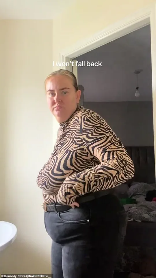 From Despair to Strength: How a Mother's 252-Pound Struggle Became a Triumph of Willpower and Love for Her Kids