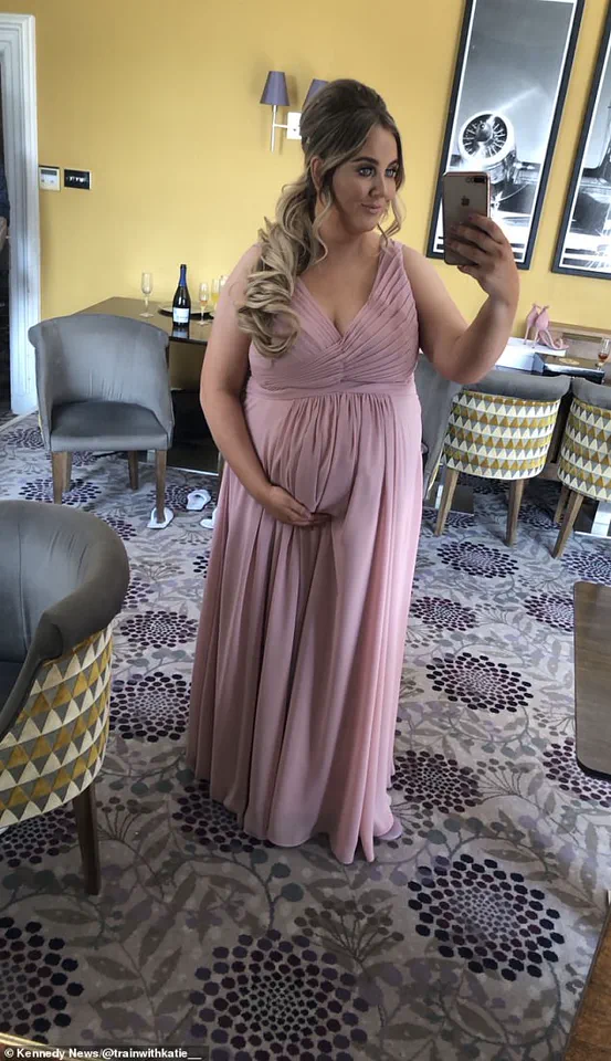 From Despair to Strength: How a Mother's 252-Pound Struggle Became a Triumph of Willpower and Love for Her Kids