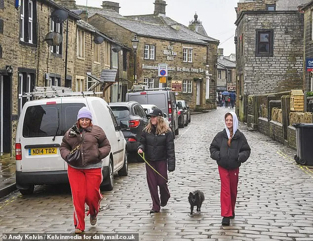 From Bronte to Hollywood: Haworth Struggles with Tourism Surge After 'Wuthering Heights' Adaptation