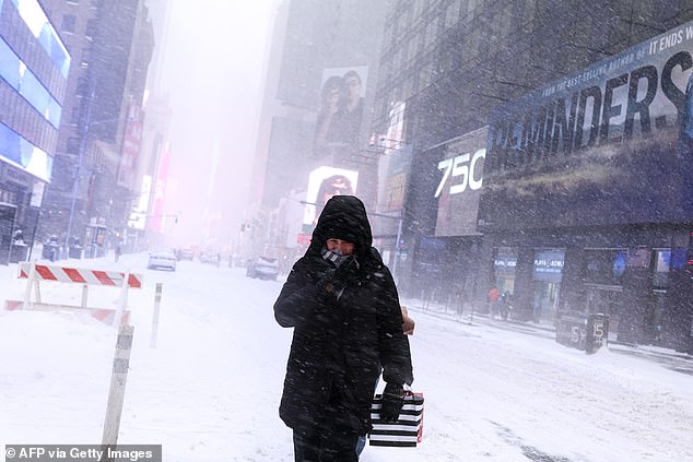 Historic Blizzard Warning Issued for NYC as 'Bomb Cyclone' Threatens East Coast with Record Snowfall
