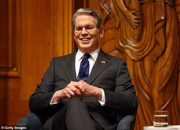 Trump's Citizenship Data Proposal Sparks Wall Street Concerns as Banks Brace for Regulatory Overhaul