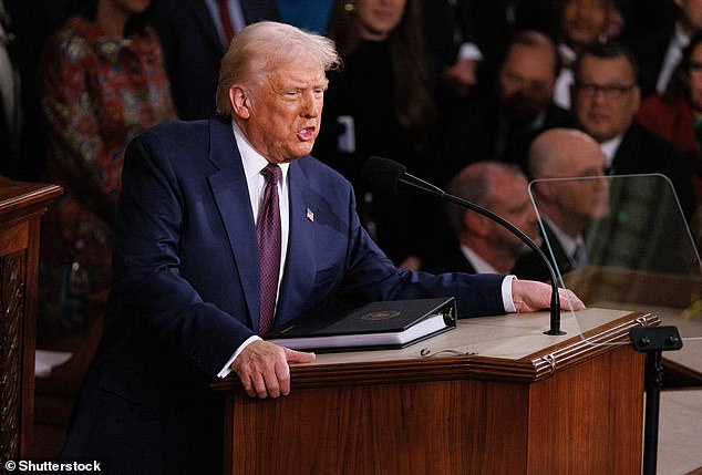Trump's State of the Union Under Scrutiny as Democrats Launch Counter-Programming Ahead of Midterms