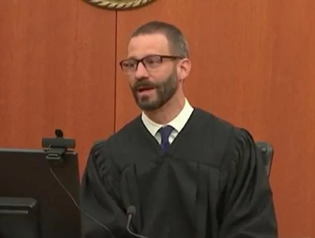 Spectator's Jury Sketches Spark Concerns in Kouri Richins Murder Trial