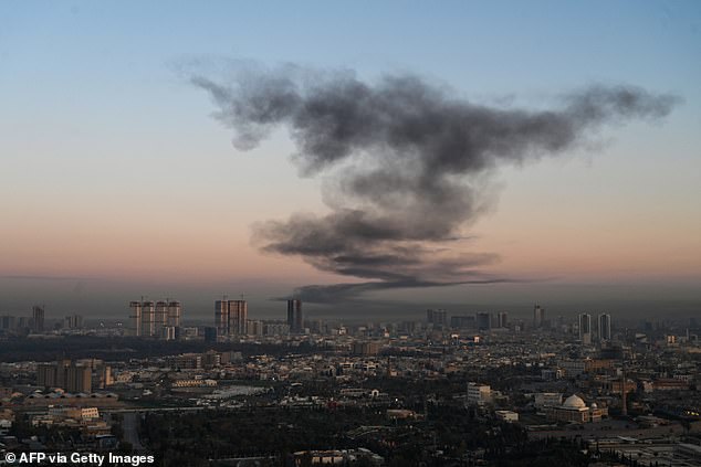 Iran Launches Major Retaliatory Strike on U.S. Bases in Middle East Following Khamenei's Death