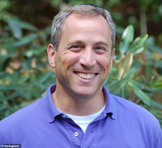 Polar Vortex Split May Delay Spring's Warmth, Warns Climatologist