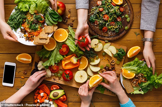 Study Reveals Complex Link Between Plant-Based Diets and Cancer Risk: Benefits and Risks Unveiled