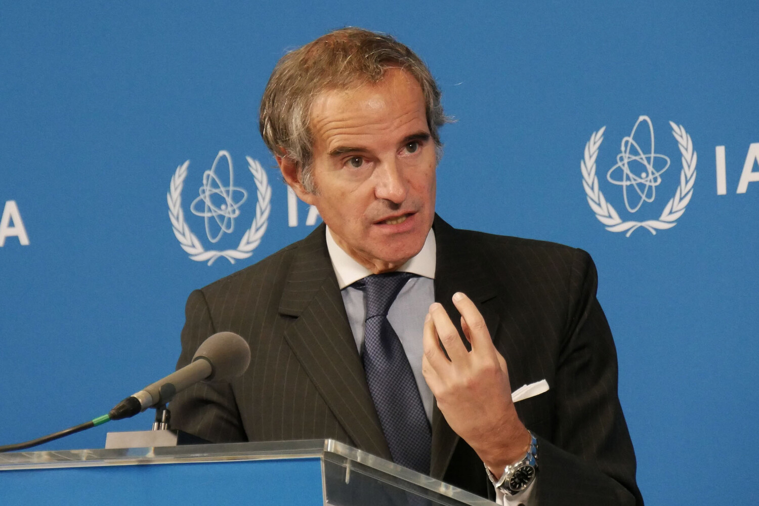 IAEA Chief Warns of Evacuations if Middle East Nuclear Plants Are Attacked