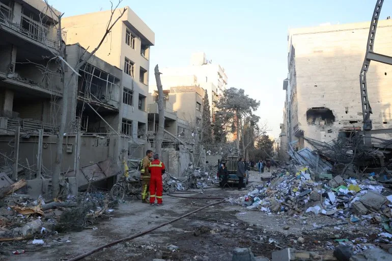 U.S. and Israel Escalate Military Campaign Against Iran, Raising Fears of Prolonged Conflict