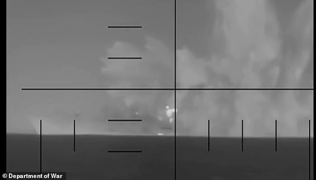 U.S. Submarine Executes Historic First Since WWII: Mark 48 Torpedo Sinks Iranian Warship IRIS Dena, Escalates U.S.-Iran Tensions