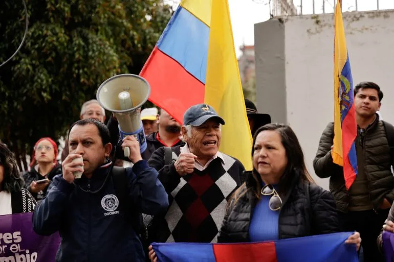 Cuba Closes Embassy in Quito After Ecuador's 48-Hour Ultimatum