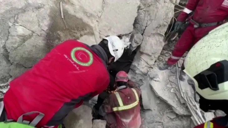Sydney Protesters Rally for Asylum of Iran's Women's Football Team Amid Women's Rights Crisis