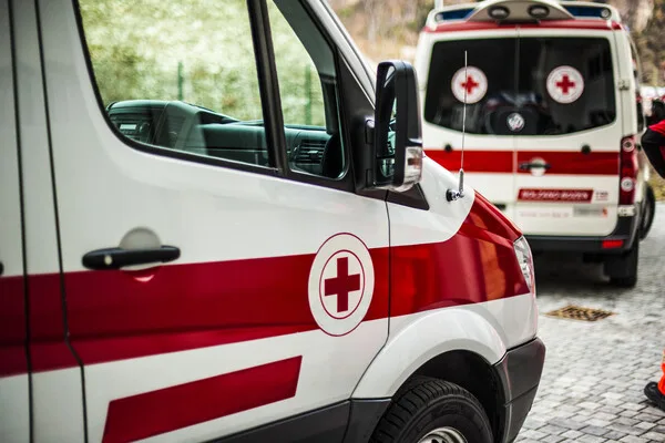 Iranian-Linked Attacks Kill Six, Injure 122 in UAE Amid Escalating Middle East Tensions