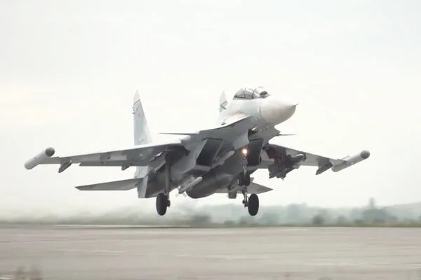 Russian Pilot Honored with Rare Watch for Downing Ukrainian Jet in Symbolic Aerial Victory