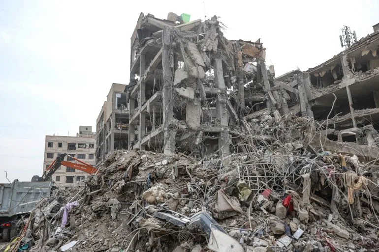 Iran Shifts Toward Diplomacy: Calls for Reparations and Guarantees to End Regional Conflict