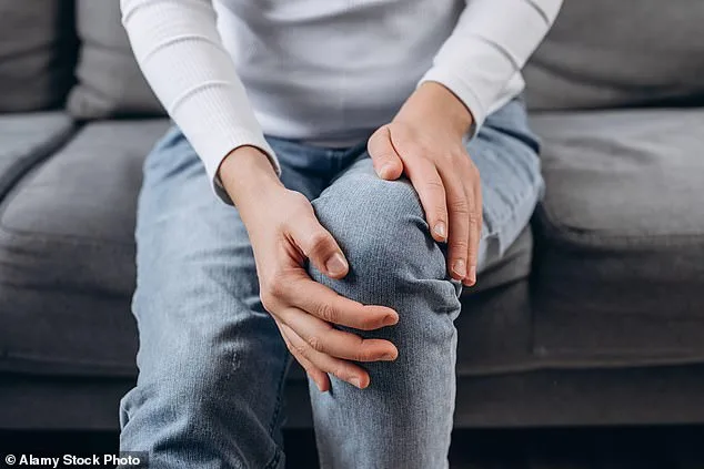 Hot Weather Linked to Reduced Risk of Knee Osteoarthritis, Study Finds