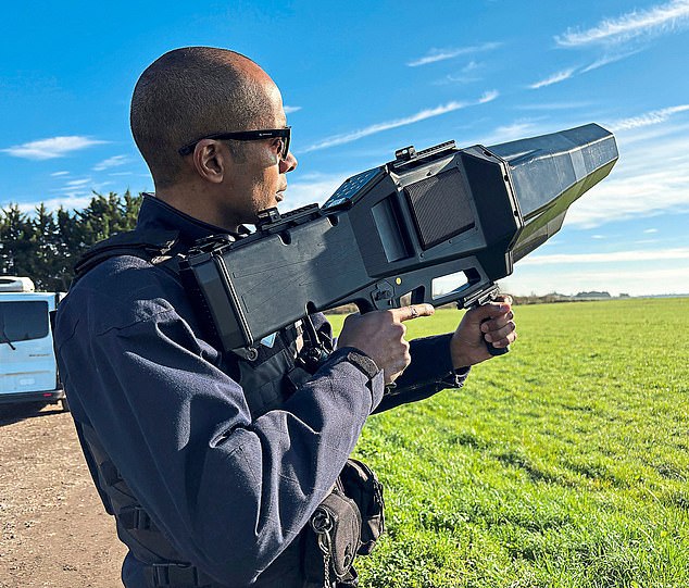 Oscars 2024: Hollywood's Most Prestigious Night Under Cold War-Era 'Ring of Steel' Security Amid U.S.-Iran Tensions