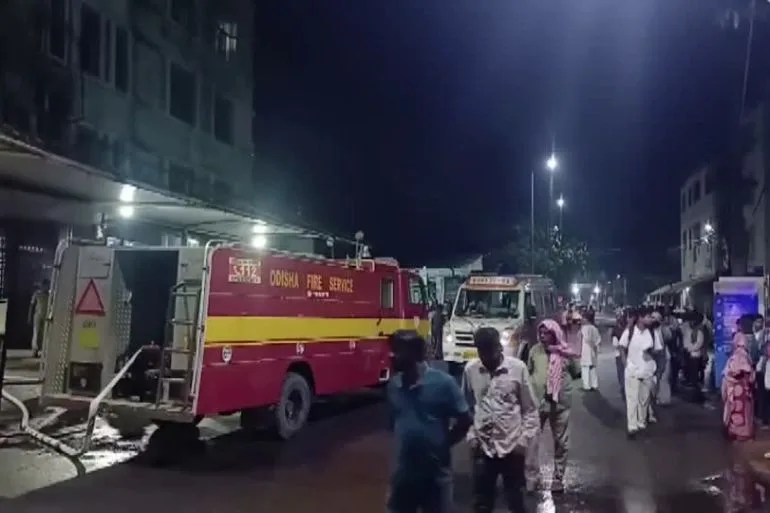 Fire at SCB Medical College and Hospital in Cuttack, Odisha Claims 10 Lives Amid Poor Wiring Concerns