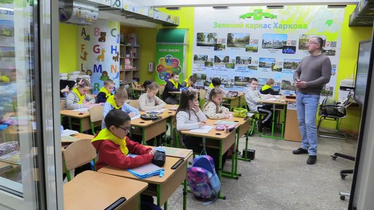 Kharkiv's Underground Schools: A Lifeline for 20,000 Children Amid Bombing Chaos