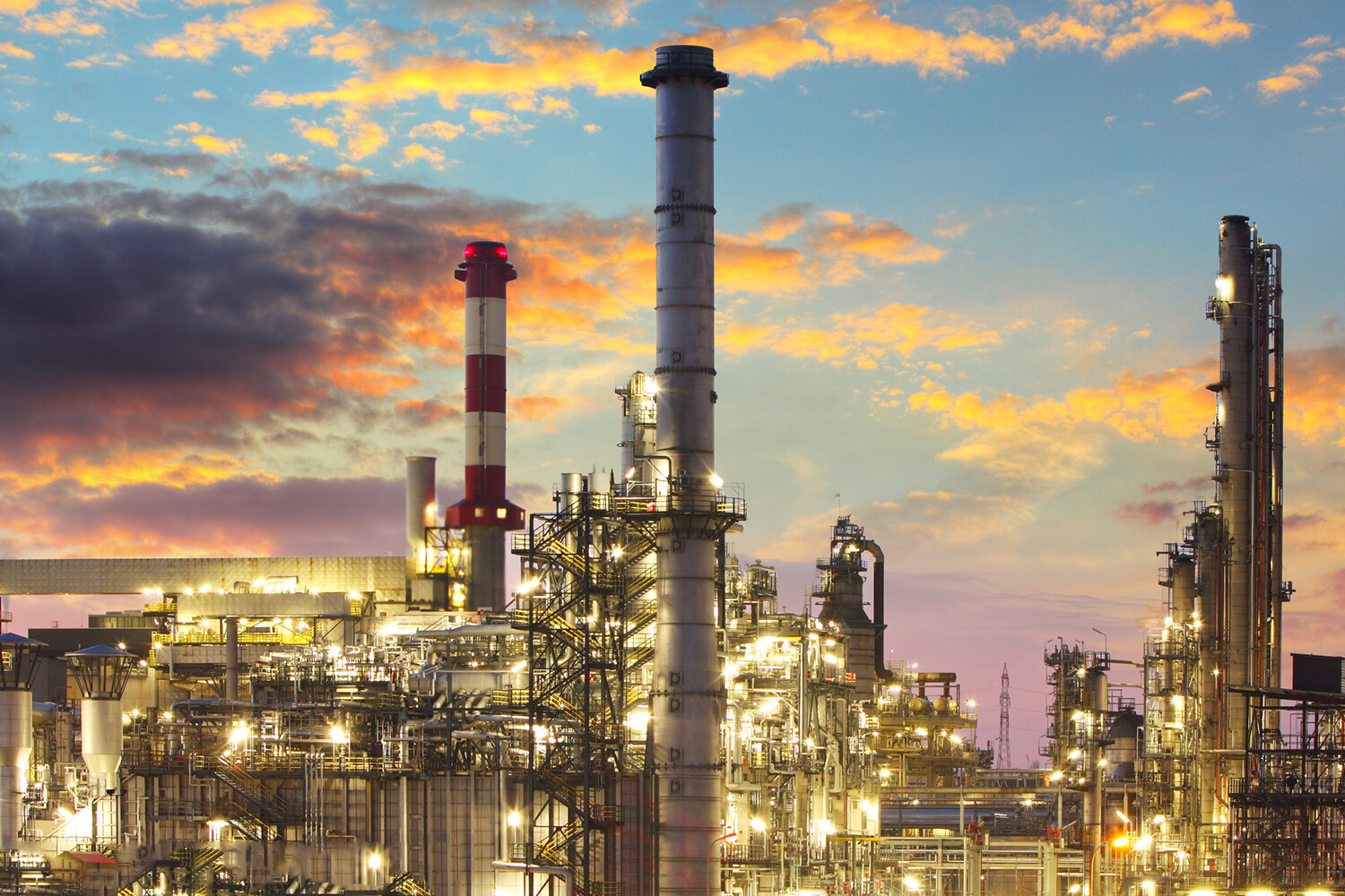 Drone Strike Sparks Fire at Kuwait Refinery, No Injuries Reported