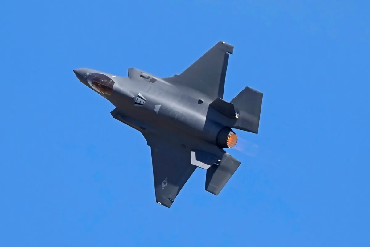 U.S. F-35 Makes Emergency Landing in Middle East After Combat Mission Over Iran, Pentagon Confirms
