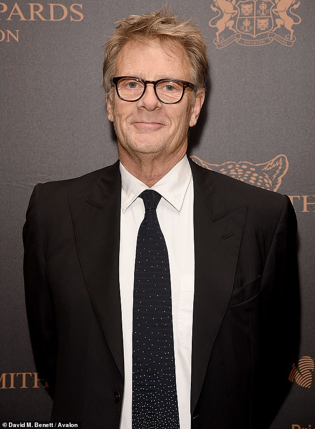 Robert Fox, Renowned Producer and Theatrical Legacy, Dies at 73 in Peaceful Passing at Home