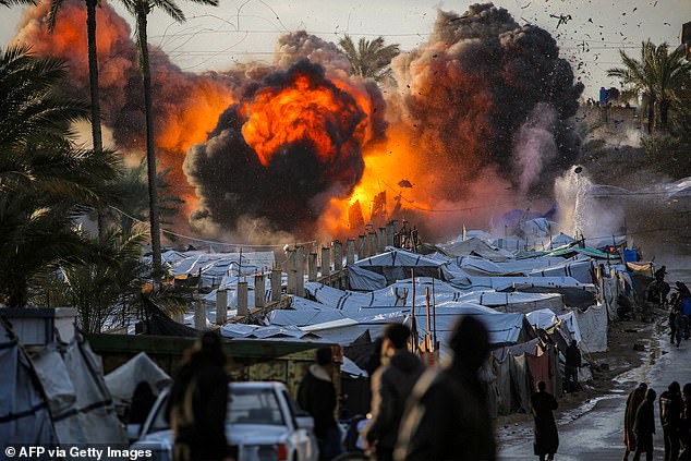 Trump Rejects Netanyahu's Plan, Urges Peace Over Revolution Amid Rising Tensions