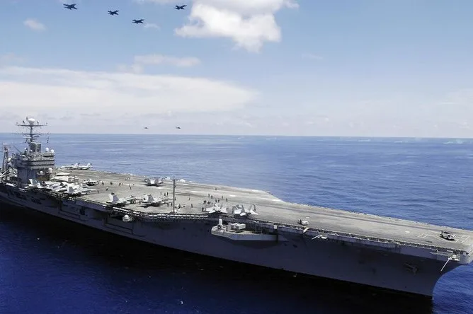 U.S. Carrier USS Abraham Lincoln Remains in Standoff with Iran, Escalating Tensions in Persian Gulf