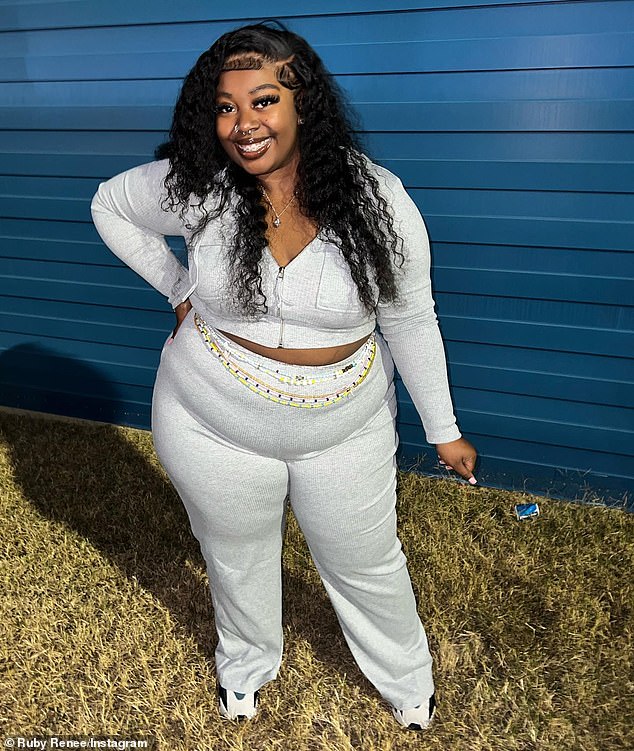 Woman Alleges Southwest Airlines Barred Her from Flight Over Size, Sparking Scrutiny of New Policy