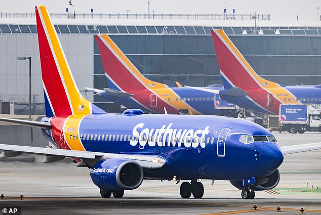 Woman Alleges Southwest Airlines Barred Her from Flight Over Size, Sparking Scrutiny of New Policy