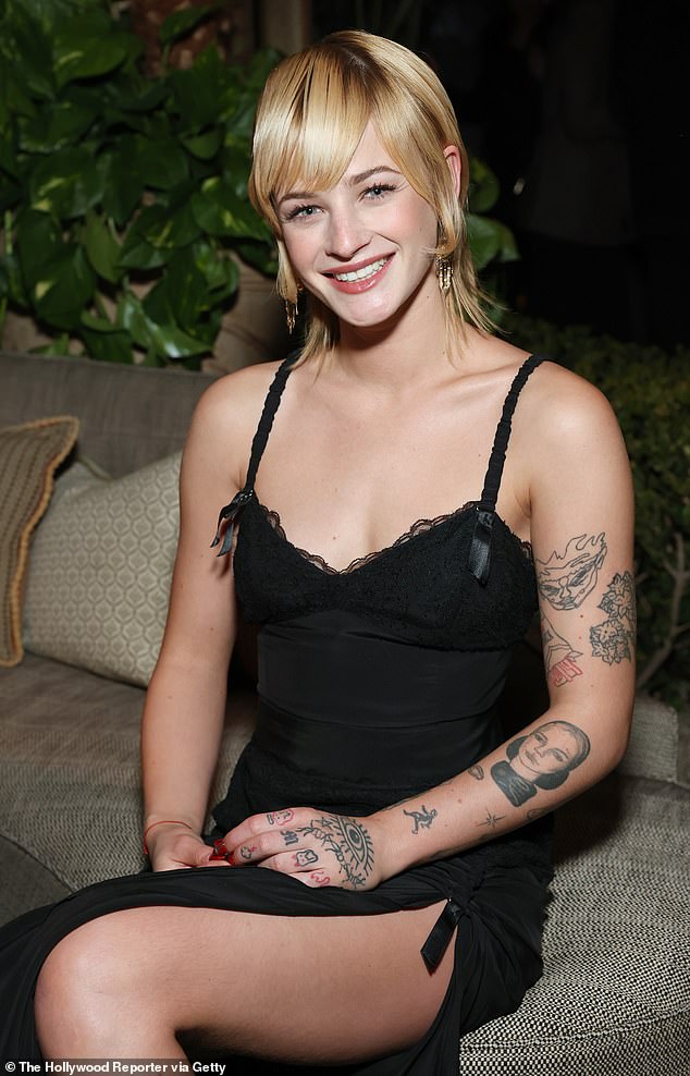 Esther McGregor Embarks on Shakespearean Journey as Viola and Cesario in *Twelfth Night*, Continuing Legacy of Ewan McGregor