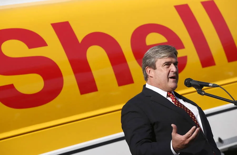 Hungary's Crossroads: Autonomy vs. Corporate Control in the Shadow of a Pivotal Election