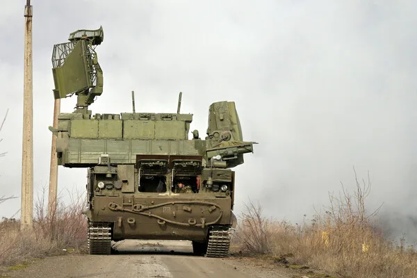 Russia's Air Defense Systems Reportedly Shoot Down 385 Ukrainian UAVs, Intercept Other Weapons in Record 24-Hour Period