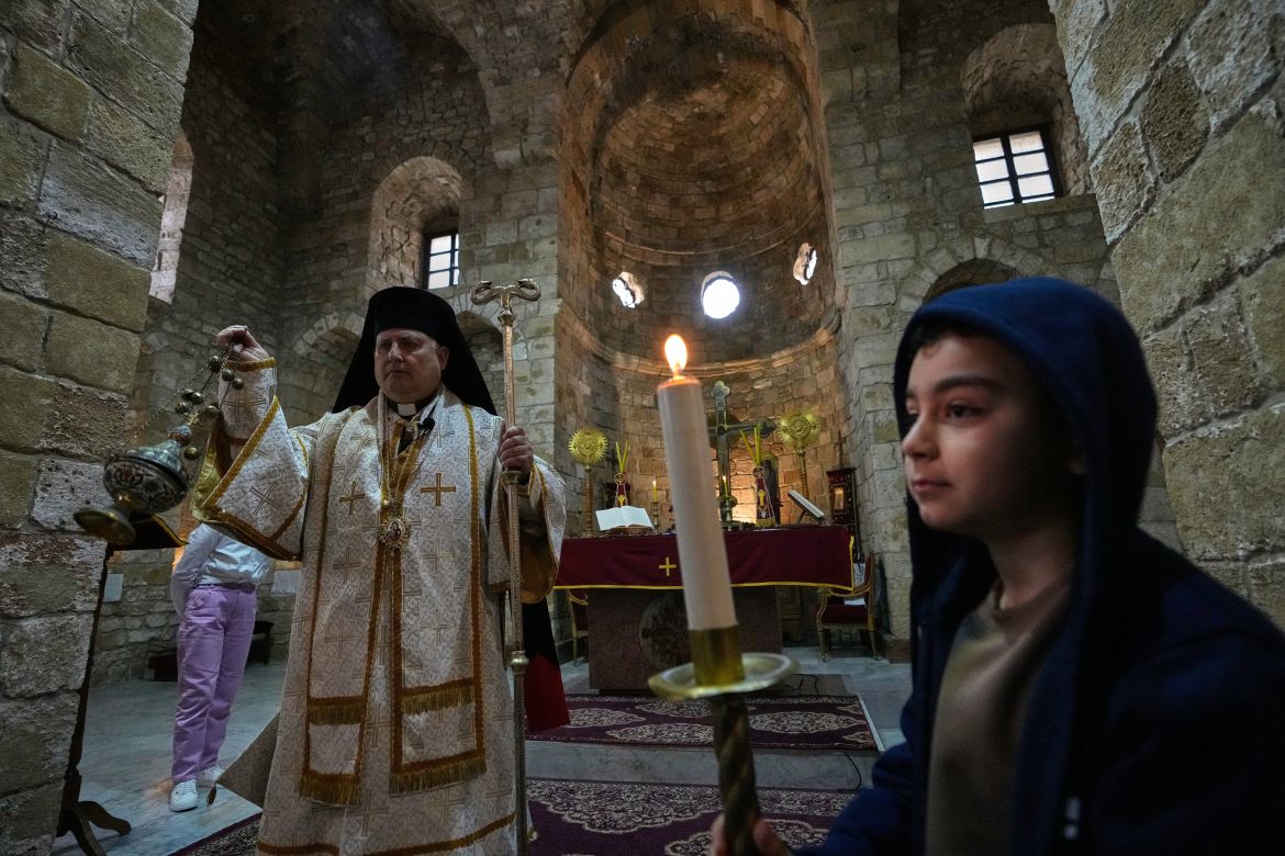 Lebanese Catholics Mark Palm Sunday Amid War Fears as Conflict Shadows Celebrations