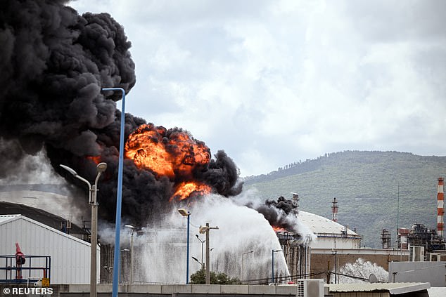 Trump Threatens to 'Obliterate' Iran's Infrastructure Unless Strait of Hormuz Reopened as Iran Abandons Nuclear Treaty