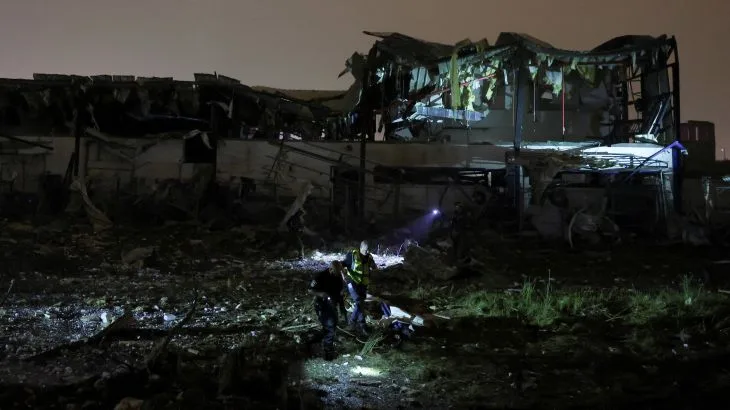 Trump Intensifies Rhetoric Against Iran as Tensions Escalate Risk of Regional War