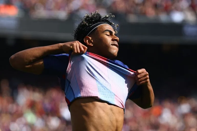 Barcelona vs Atletico Madrid: High-Stakes La Liga Derby as Barca Faces Crucial Test with Raphinha Out and Yamal in Spotlight