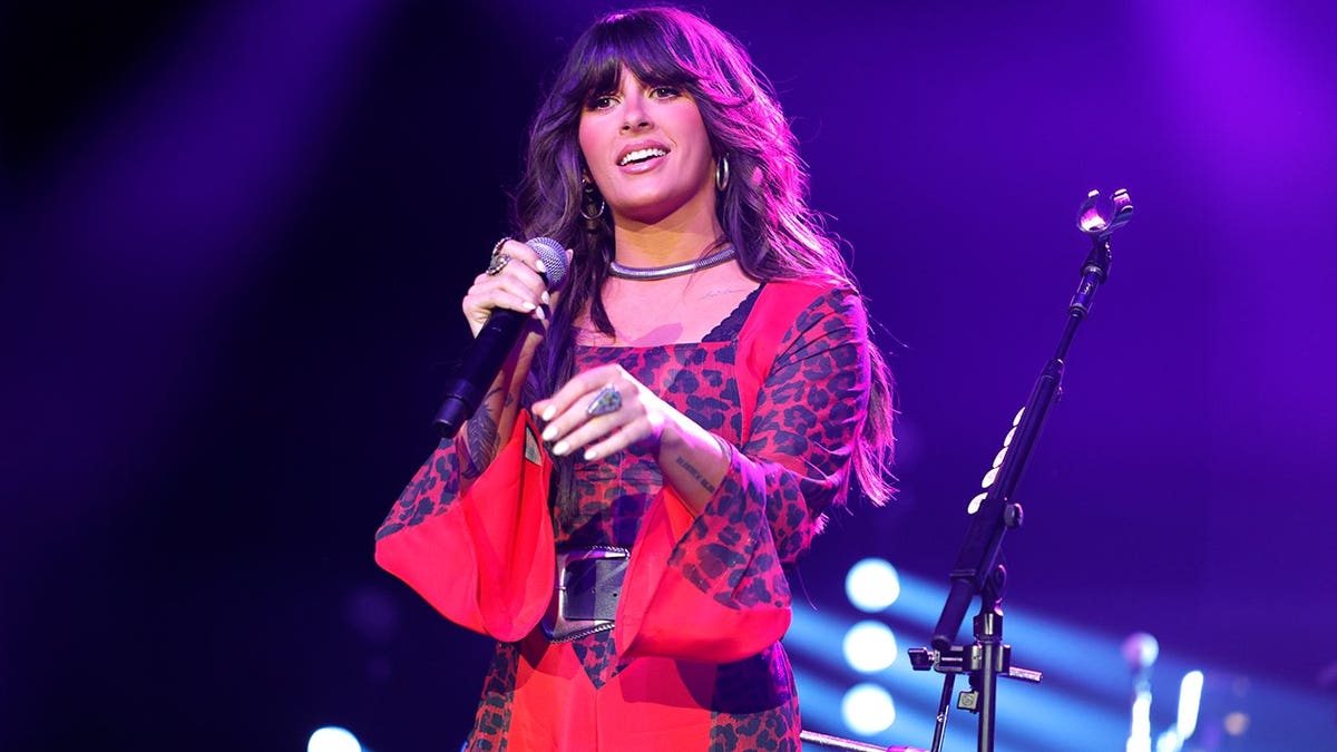 Ella Langley admits she nearly vomited before performing with Morgan Wallen.